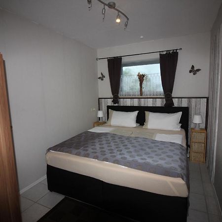 Haus Abbi, Ferienwohnung Mit Schwimmbad Hage Extérieur photo