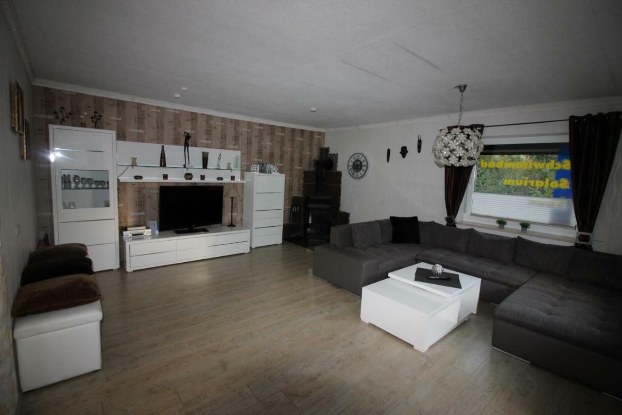 Haus Abbi, Ferienwohnung Mit Schwimmbad Hage Extérieur photo
