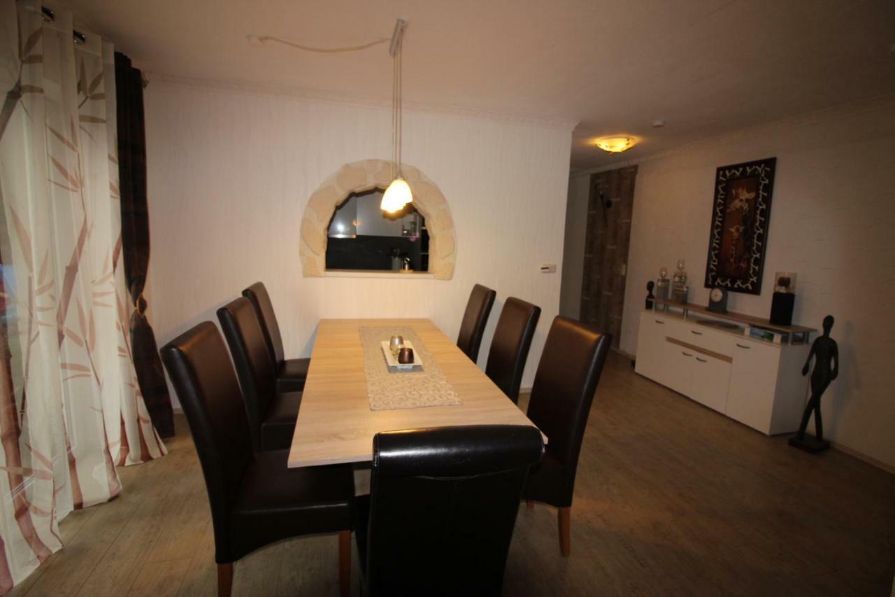 Haus Abbi, Ferienwohnung Mit Schwimmbad Hage Extérieur photo